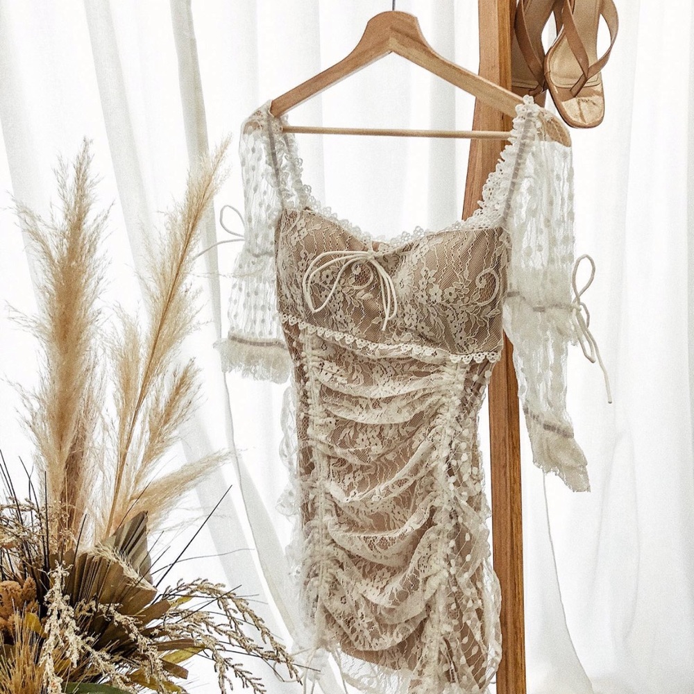 White lace dress